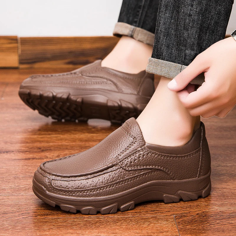 Men's chef shoes waterproof and oil-proof kitchen work shoes ultra-light non-slip EVA soft-soled casual men's shoes garden shoes