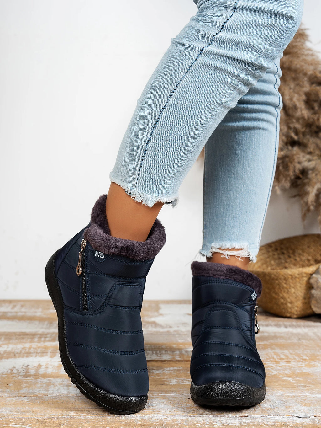Women High‑Top Cotton Winter Boots Warm Anti‑Slip Slip‑on Loafers Soft Plush Lined Comfort Casual Outdoor Daily Women Shoes