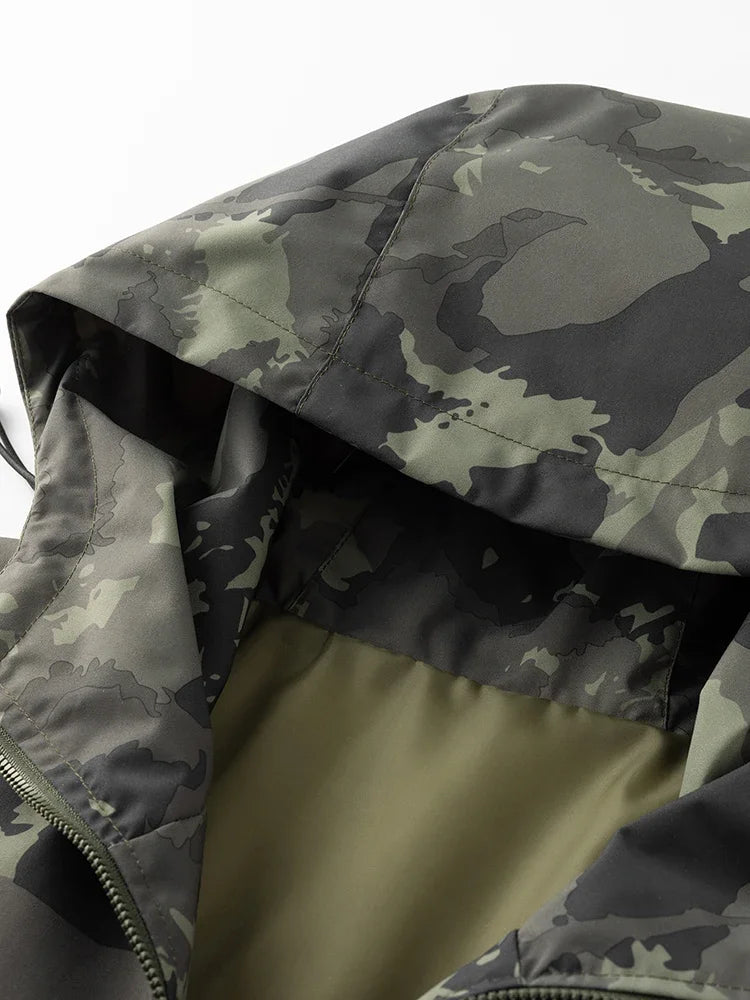 Outdoor Men's Camouflage Tactical Jacket Spring Autumn Lightweight Waterproof Windproof Breathable Mountaineering Fishing Jacket