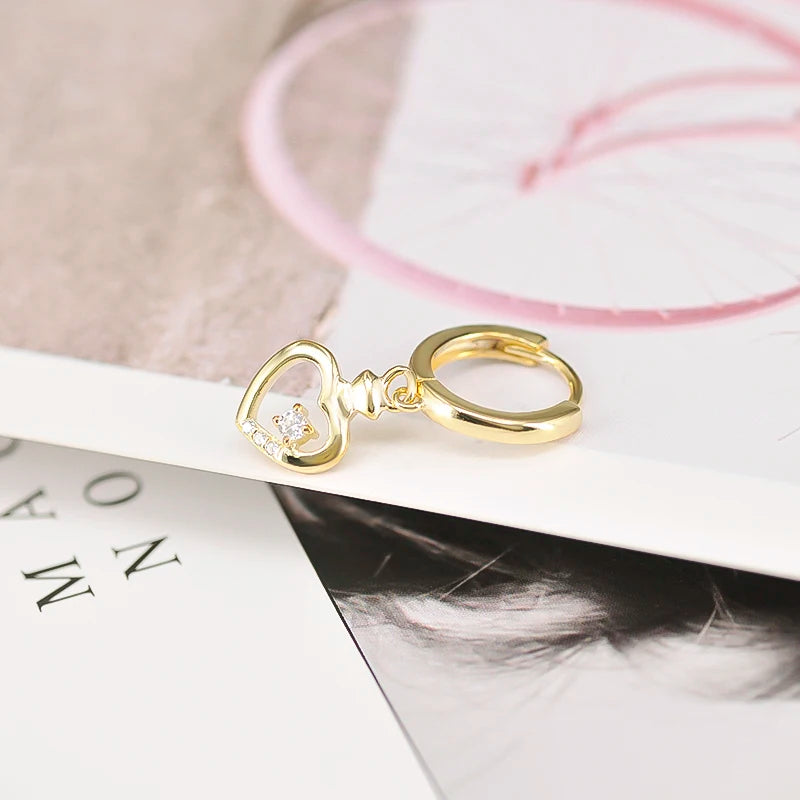 925 Sterling Silver Ear Buckle Retro Metal Heart Pendant Hoop Earrings for Women CZ Huggie Earrings Fashion Females Jewelry