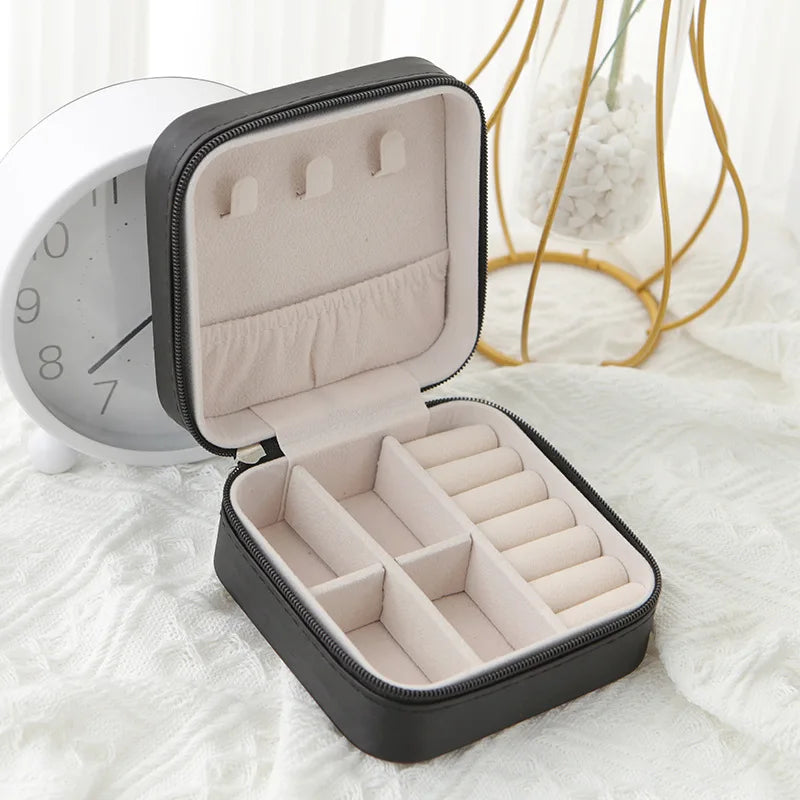 Portable Travel Jewelry Organizer Small Leather Case Ladies Necklace Rings Earrings Bracelet Durable Keep Neat Gift Storage Box
