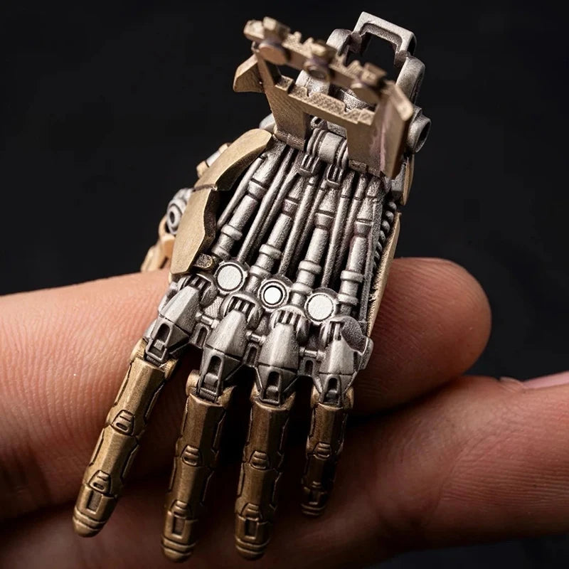 Hot Mechanical Bionic Hand Pendant With Chain For Men Women Creative Movable Finger Joints Robot Hand Necklace Jewelry