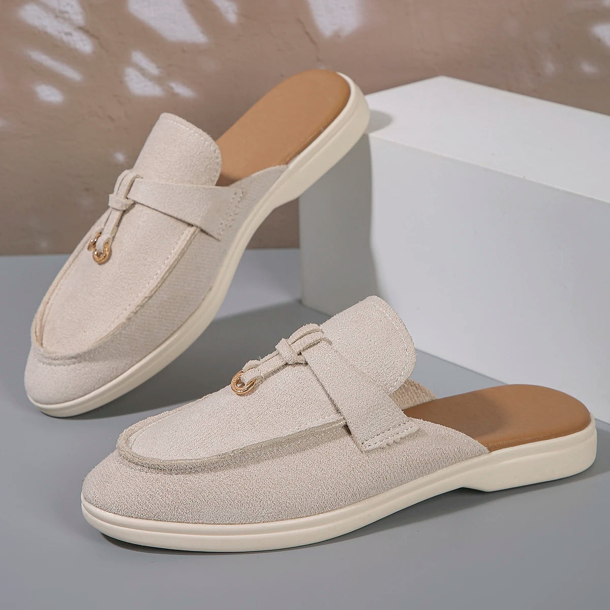 2025 Spring and Autumn New Lofu Shoes Women Soft Flannelette Retro Lazy Step Thick Flat Comfortable Slippers