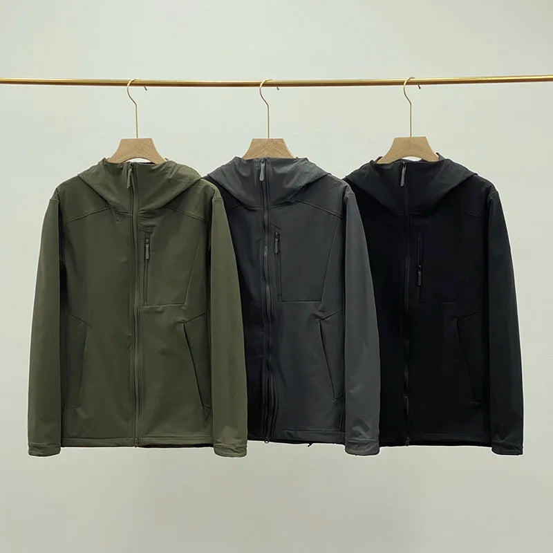 2026 Outdoor Soft Shell Mountaineering Casual Cycling Sports Windproof and Rainproof Camping Men's and Women's Hooded Jackets