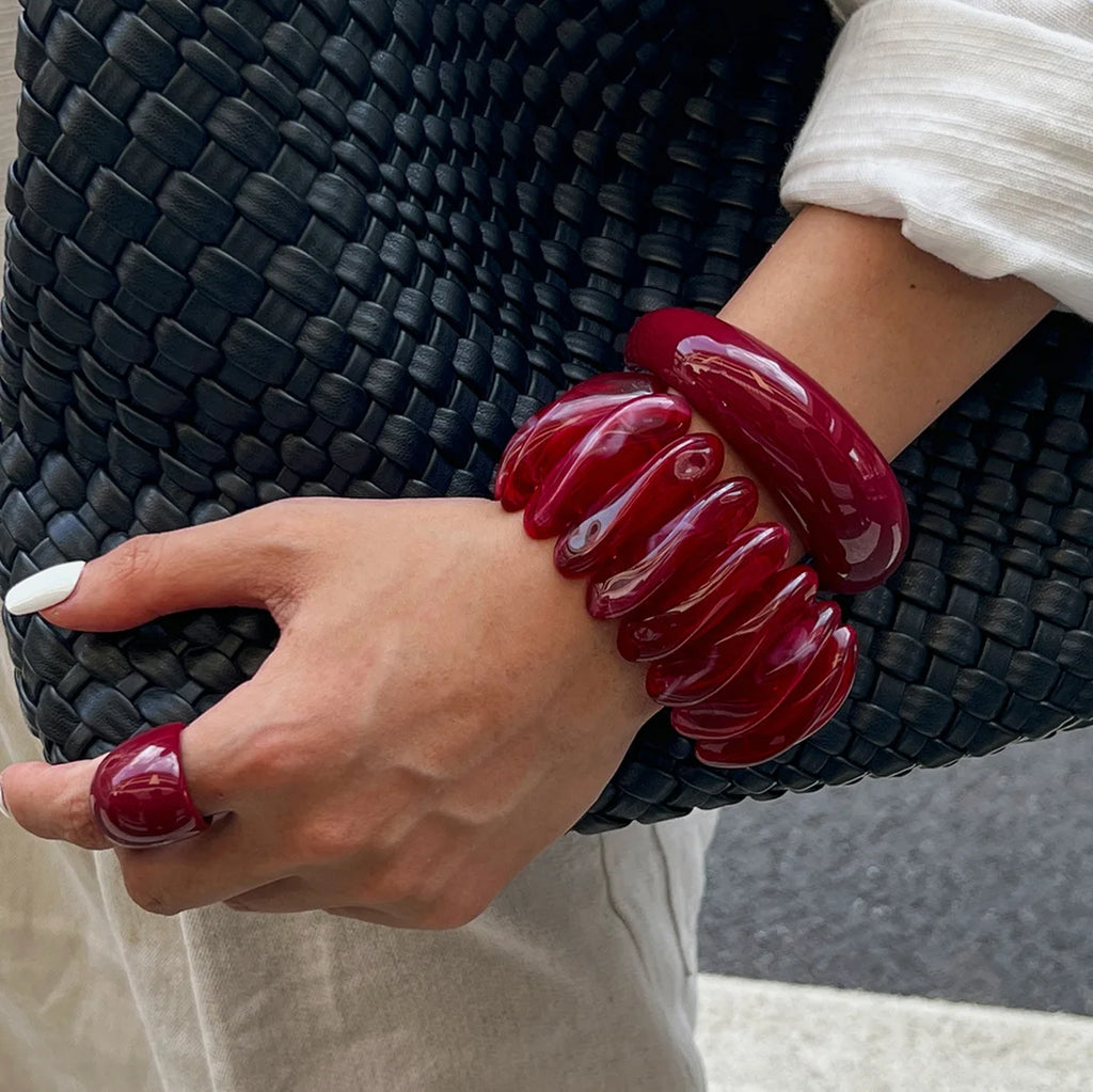 Vintage Red Thick Resin Acrylic Bangles for Women on Hand Goth Geometric Charm Wide Hip Hop Metal Cuff Bangle Aesthetic Jewelry