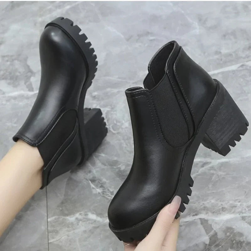 New Autumn and Winter Casual Thick Heel Solid Color Fashion Women's Boots Comfortable Round Toe Warm High Heels